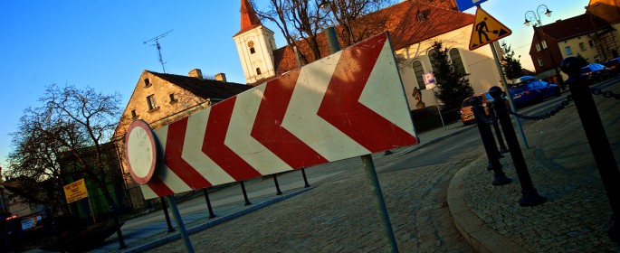 Ulica Kościelna zamknięta na czas remontu. Utrudnienia w ruchu mogą potrwać do czerwca. Fot: Karol Kolba/NOWOSOLSKIE.INFO